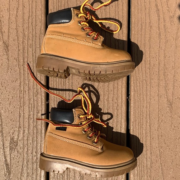 TRAIL GUIDE “ELI” WATERPROOF TODDLER HIKING CONSTRUCTION WORK BOOTS SIZE 6 - Picture 6 of 10